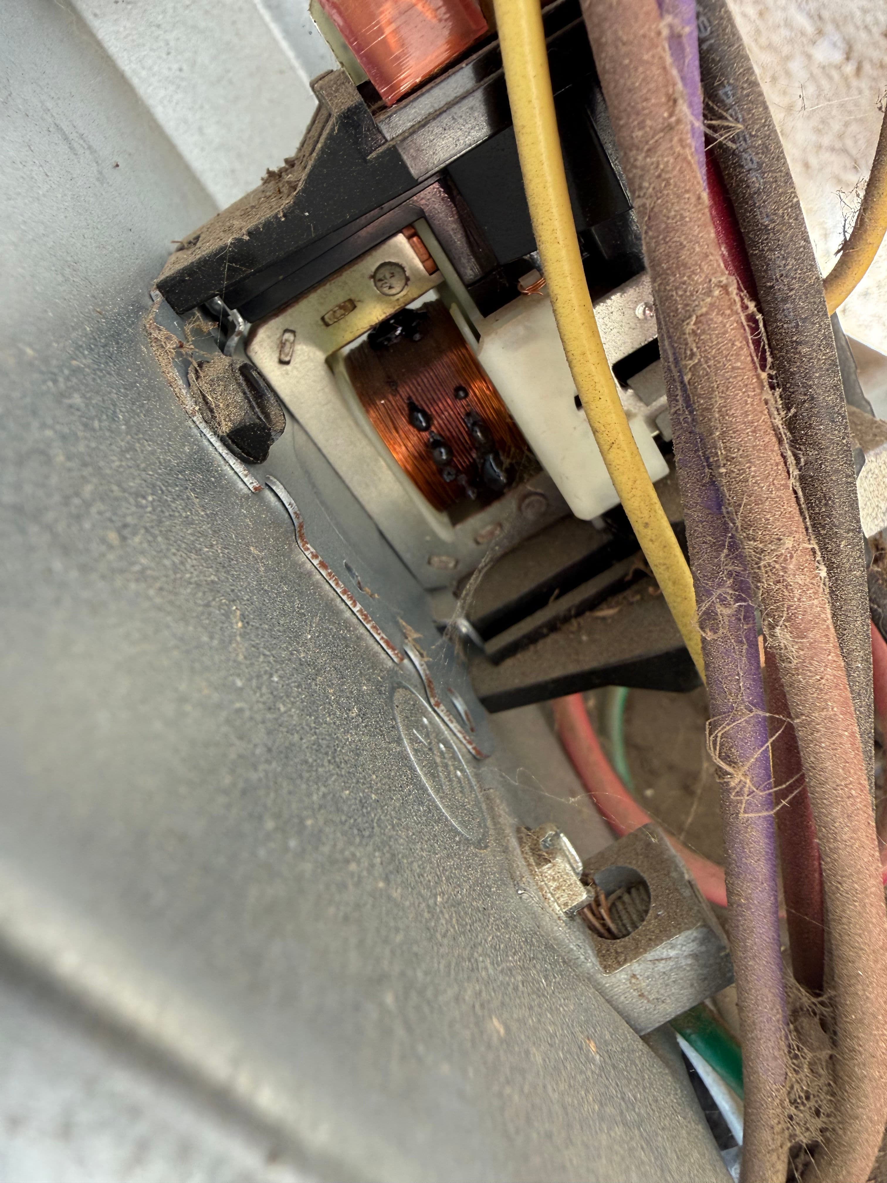 Project Swift HVAC Fix for a Burnt Contactor and Fuse image
