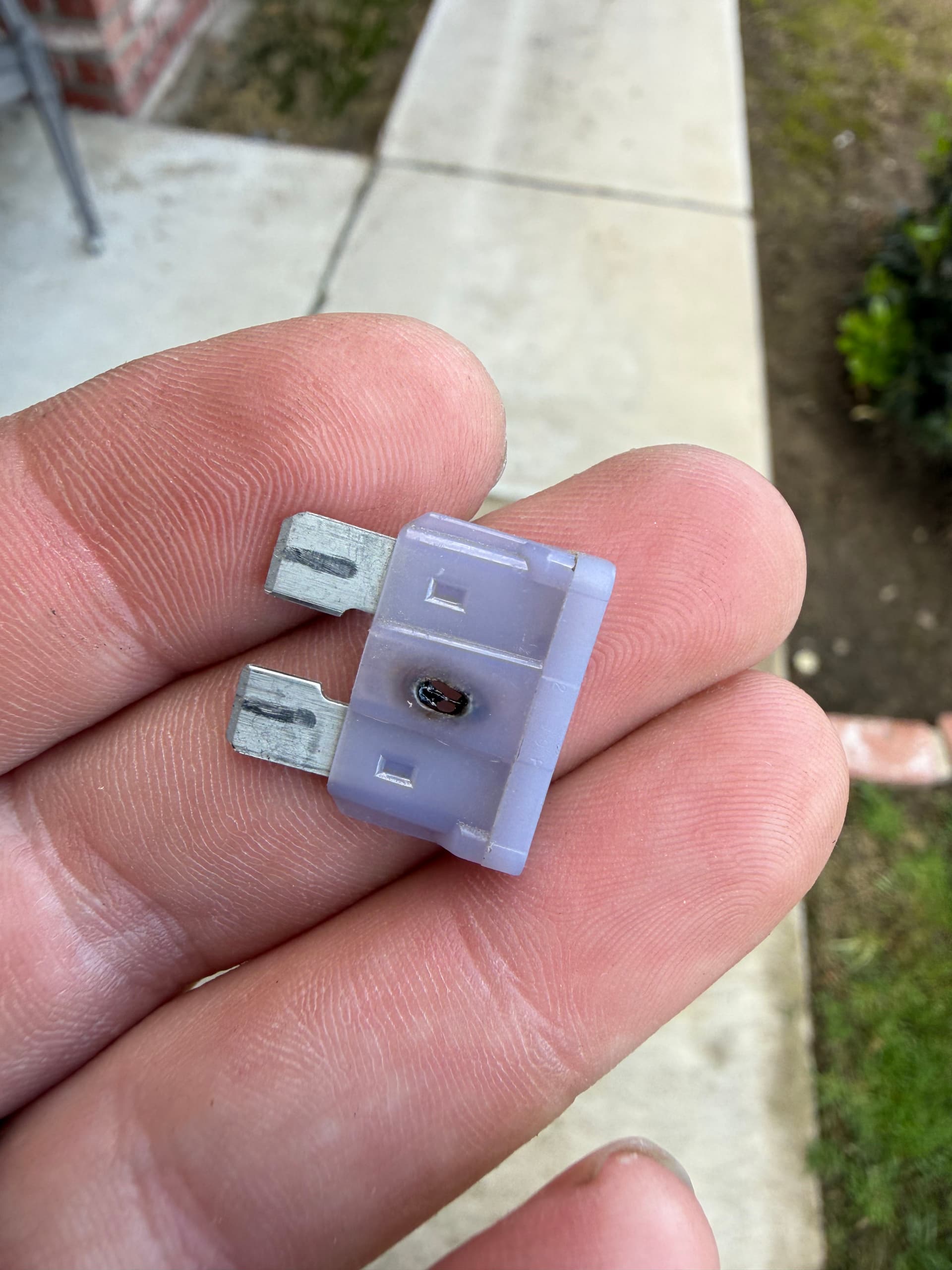 Swift HVAC Fix for a Burnt Contactor and Fuse